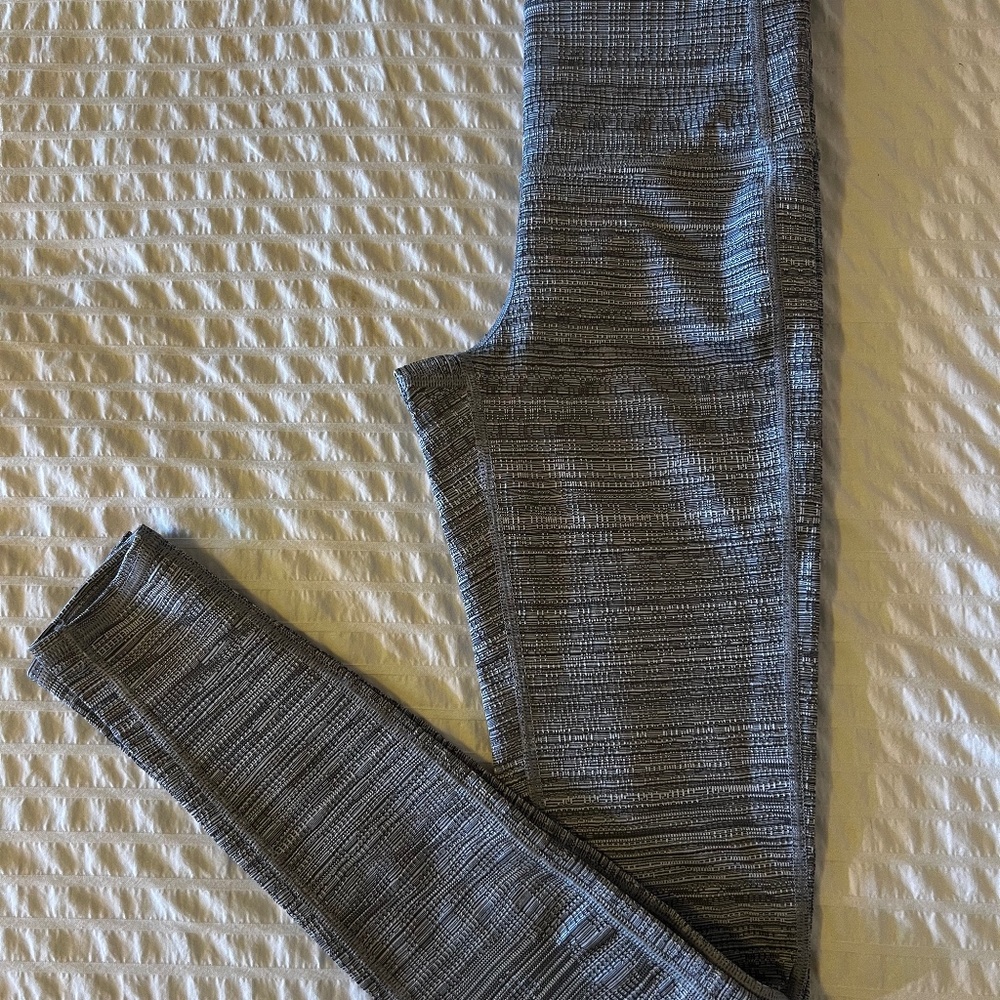 Athleta High Rise Jacquard Chaturanga Leggings *Like New*